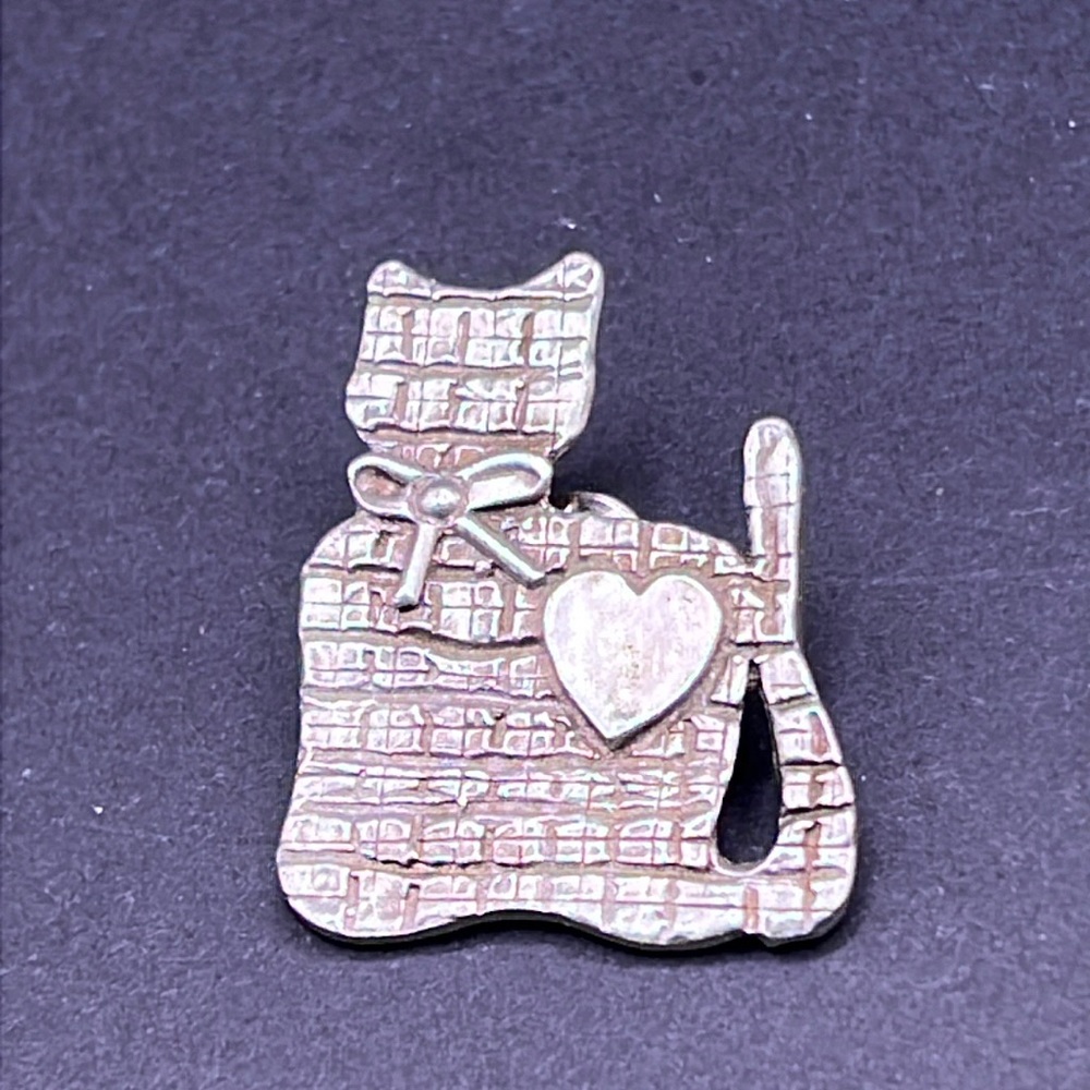 Vintage Marcie USA cat pin